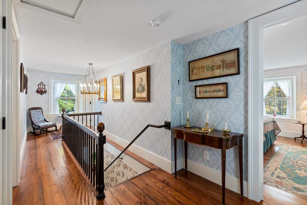 4 Bedroom Single Family Home/House's Image 16