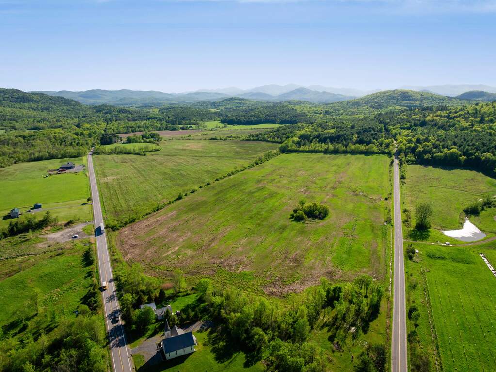 Farm/Ranch/Plantation's Image 7