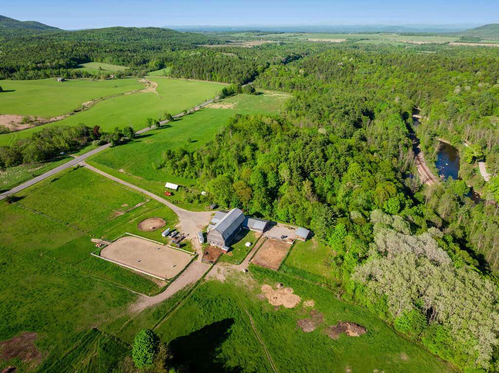 Farm/Ranch/Plantation's Image 4