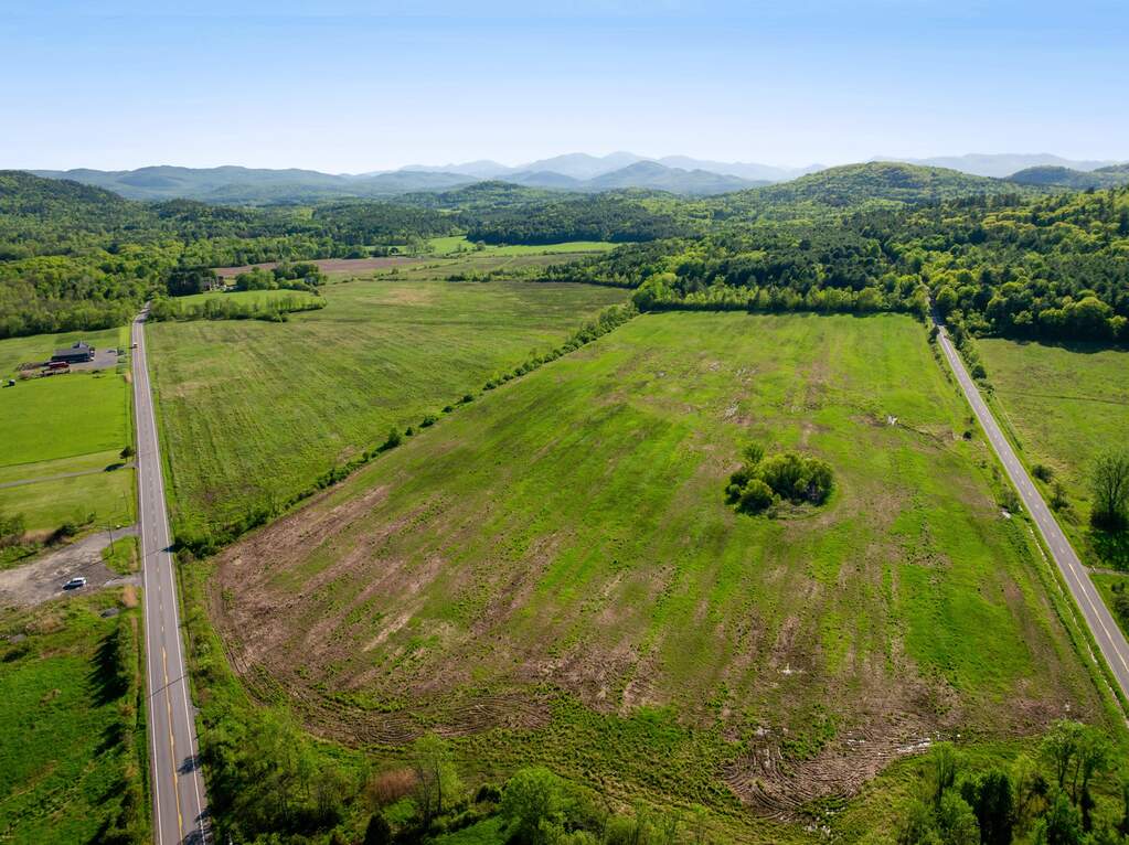 Farm/Ranch/Plantation's Image 6