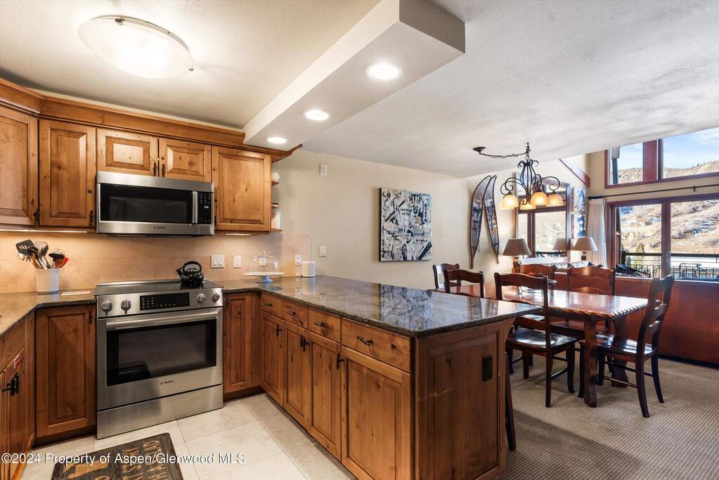 4 Bedroom Apartment/Flat's Image 3