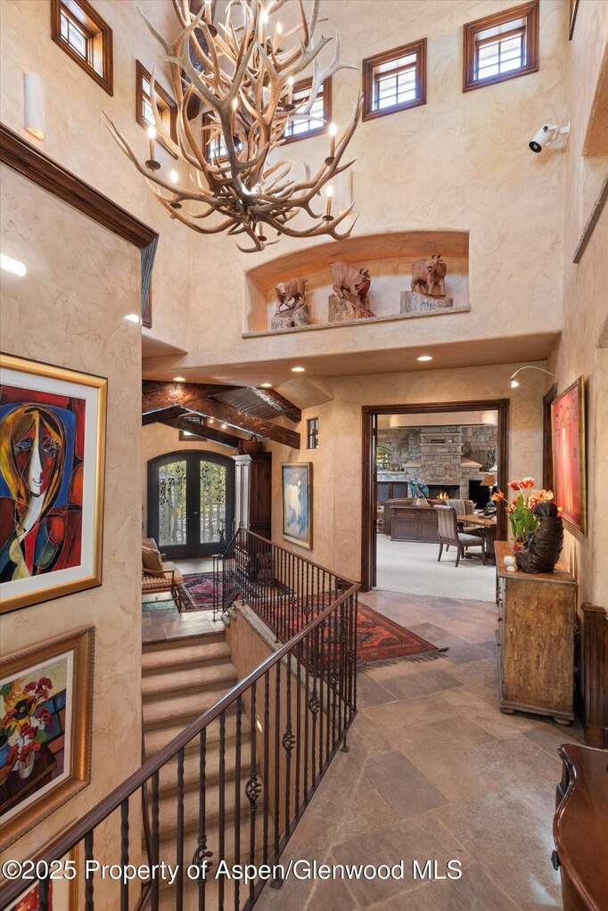 5 Bedroom Single Family Home/House's Image 7
