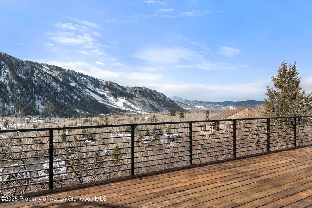 3 Bedroom Single Family Home/House's Image 21