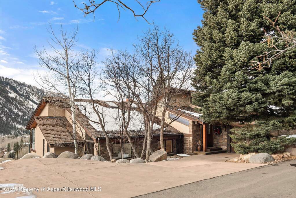3 Bedroom Single Family Home/House's Image 28