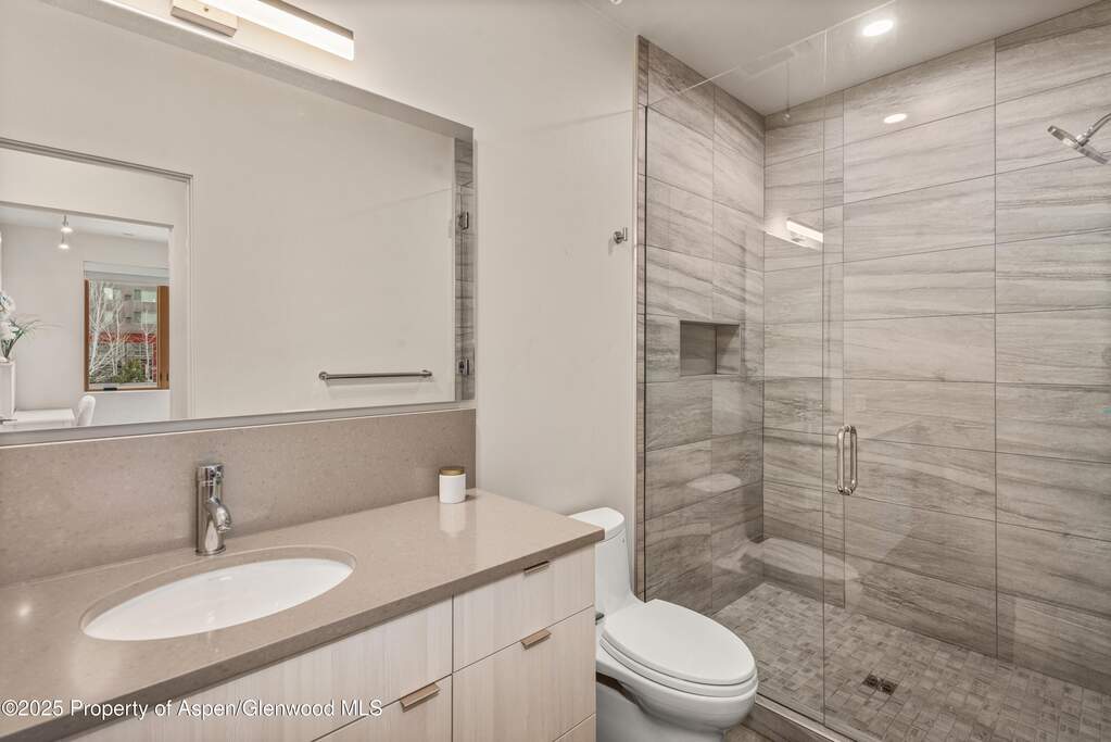 4 Bedroom Single Family Home/House's Image 22