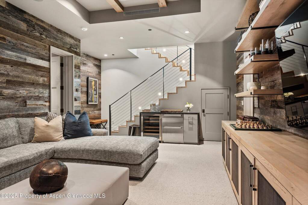 5 Bedroom Apartment/Flat's Image 15