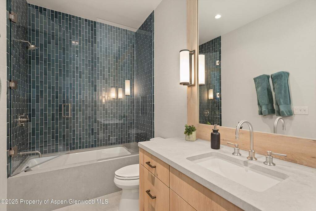 5 Bedroom Apartment/Flat's Image 19