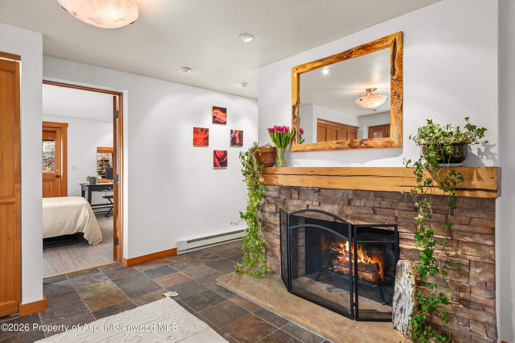 4 Bedroom Single Family Home/House's Image 18