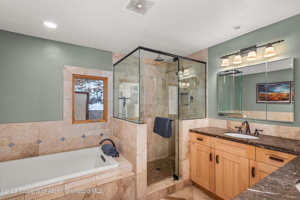 4 Bedroom Single Family Home/House's Image 19