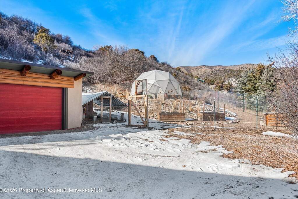 4 Bedroom Single Family Home/House's Image 26