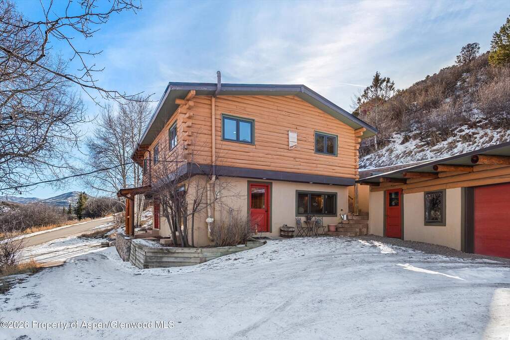 4 Bedroom Single Family Home/House's Image 28