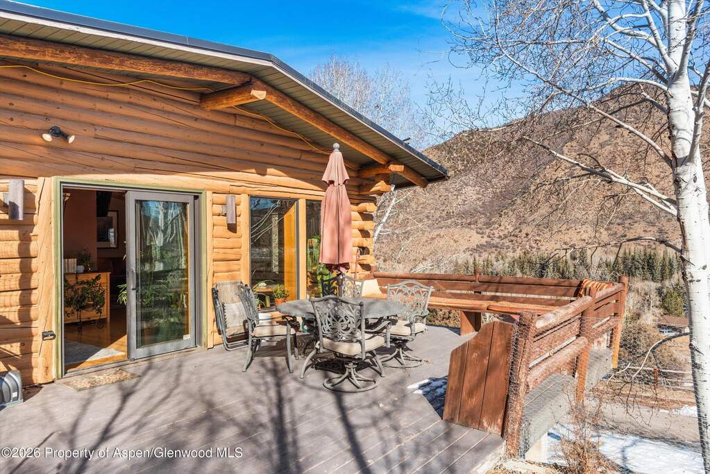 4 Bedroom Single Family Home/House's Image 6