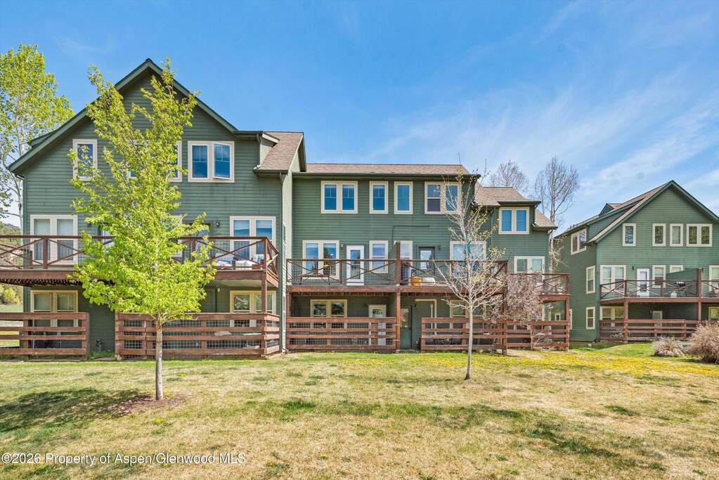 3 Bedroom Villa/Townhouse's Image 14