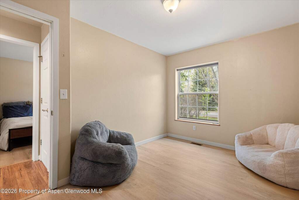 3 Bedroom Single Family Home/House's Image 11