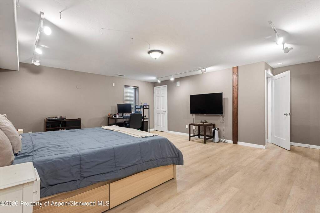 3 Bedroom Single Family Home/House's Image 16