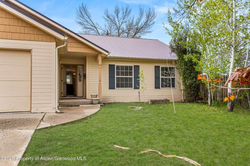 3 Bedroom Single Family Home/House's Image 26