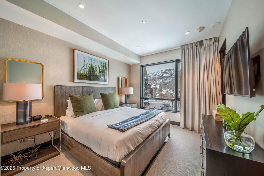 4 Bedroom Apartment/Flat's Image 5
