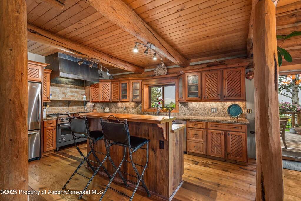 4 Bedroom Single Family Home/House's Image 17