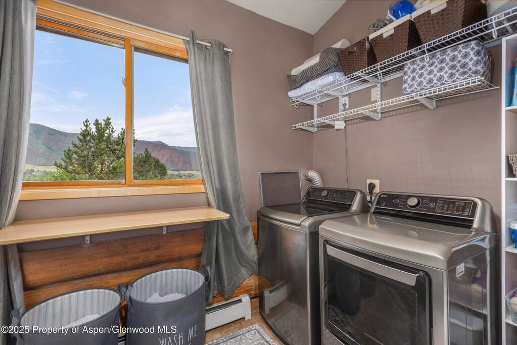 4 Bedroom Single Family Home/House's Image 22