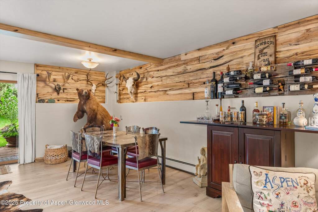 4 Bedroom Single Family Home/House's Image 35
