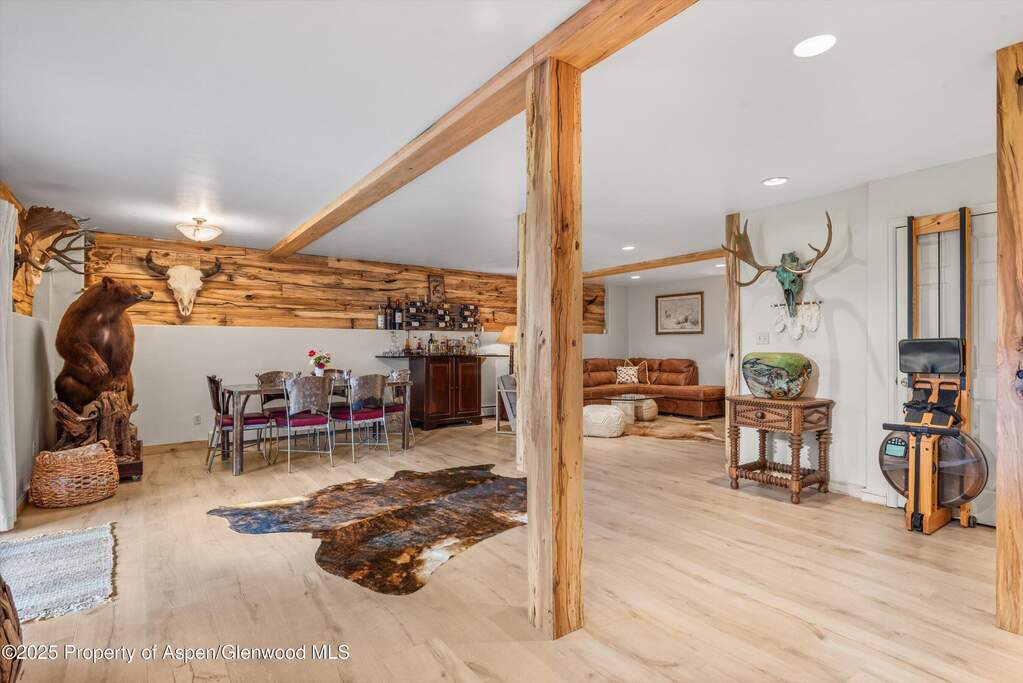 4 Bedroom Single Family Home/House's Image 39