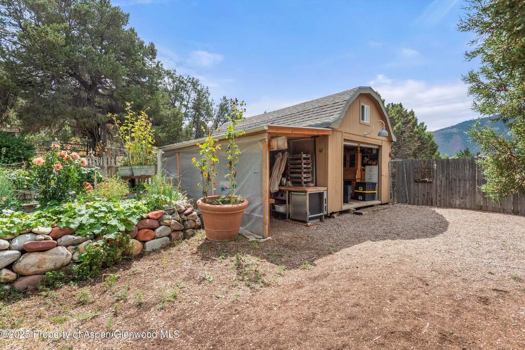 4 Bedroom Single Family Home/House's Image 55
