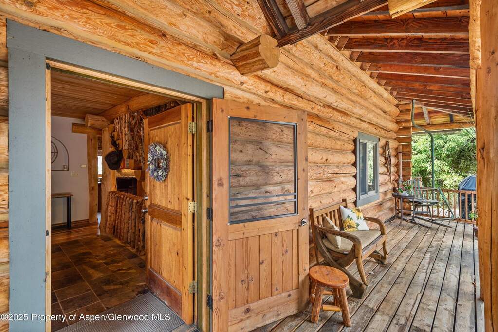 4 Bedroom Single Family Home/House's Image 4