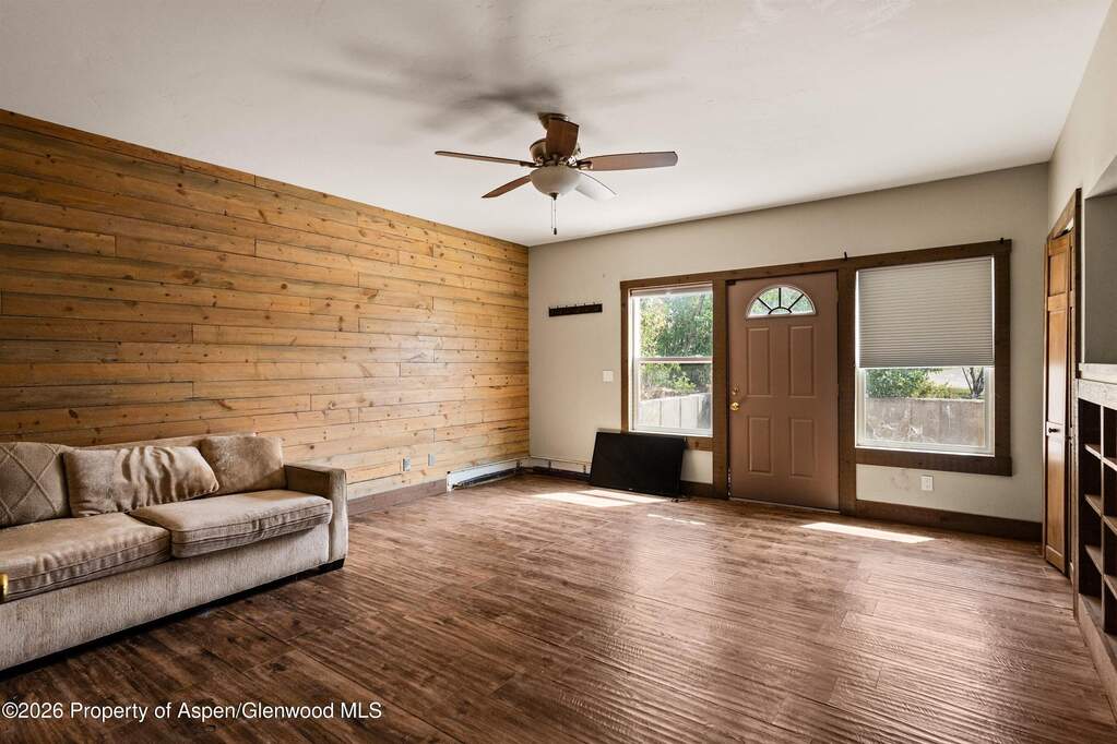 5 Bedroom Single Family Home/House's Image 35