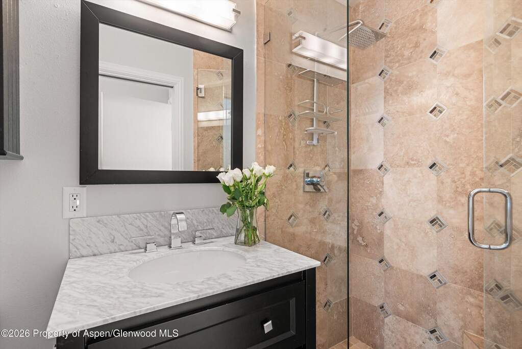 2 Bedroom Villa/Townhouse's Image 12