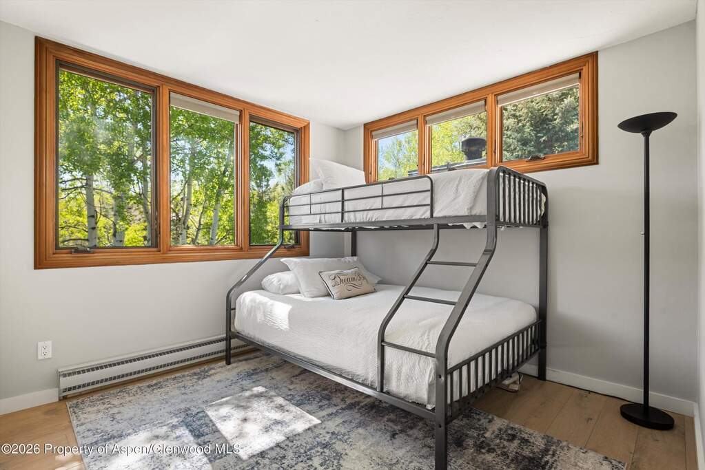 2 Bedroom Villa/Townhouse's Image 13