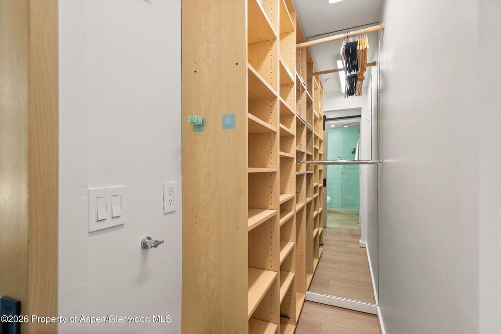 Apartment/Flat's Image 9