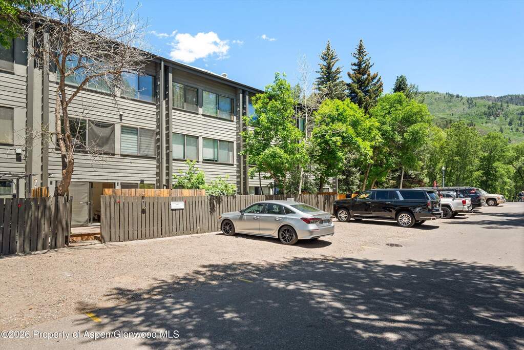 Apartment/Flat's Image 12