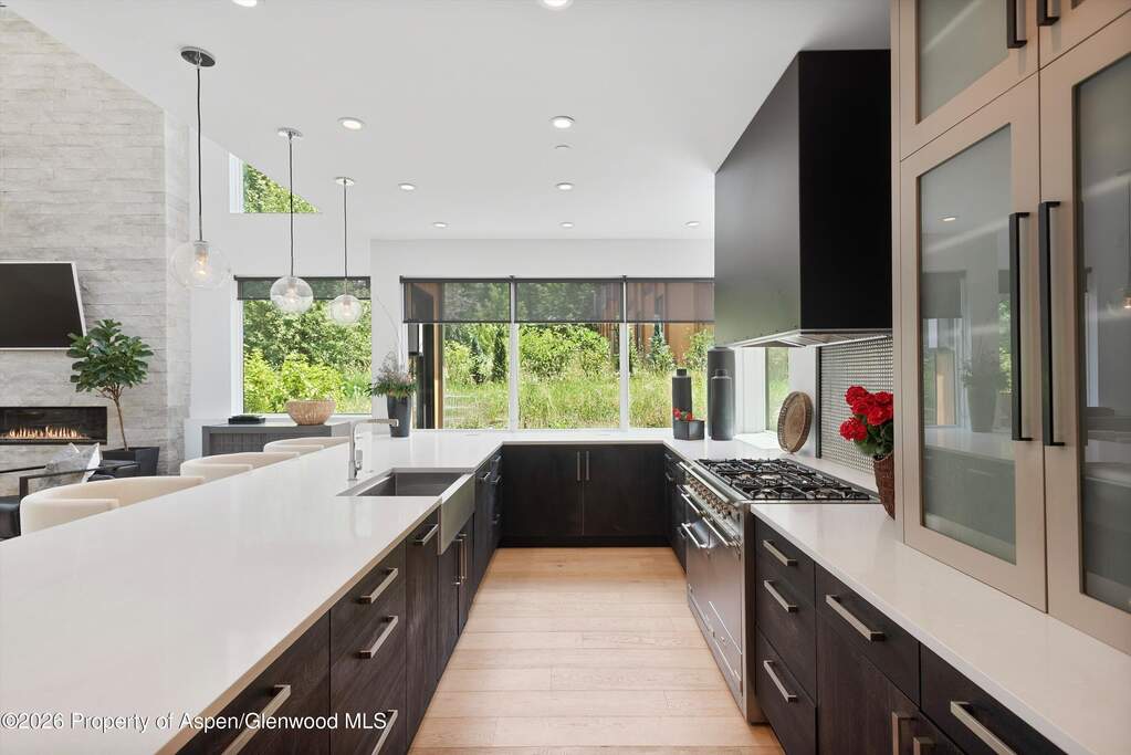 4 Bedroom Single Family Home/House's Image 17