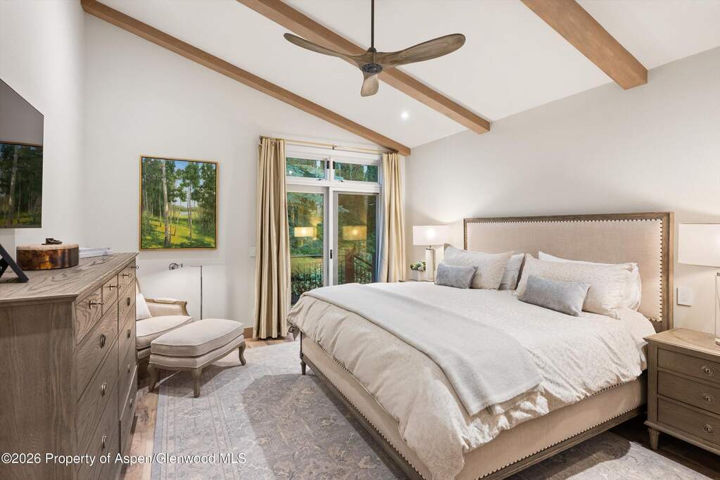 5 Bedroom Single Family Home/House's Image 14