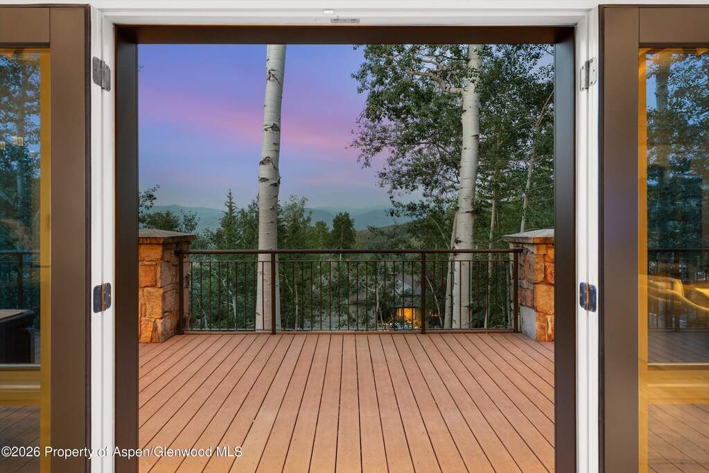 5 Bedroom Single Family Home/House's Image 25