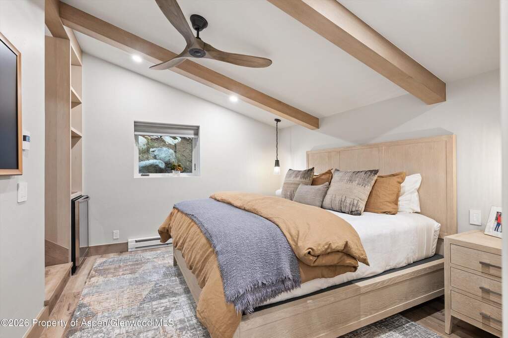 5 Bedroom Single Family Home/House's Image 45