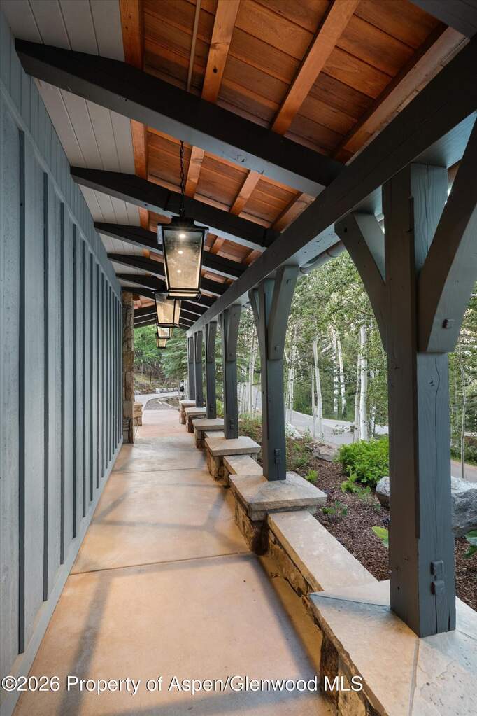 5 Bedroom Single Family Home/House's Image 52