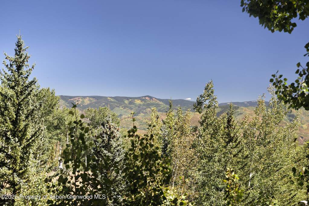 5 Bedroom Single Family Home/House's Image 61