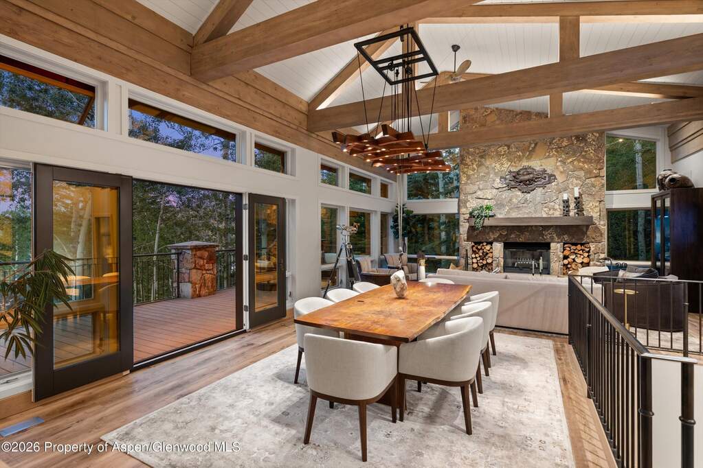 5 Bedroom Single Family Home/House's Image 5