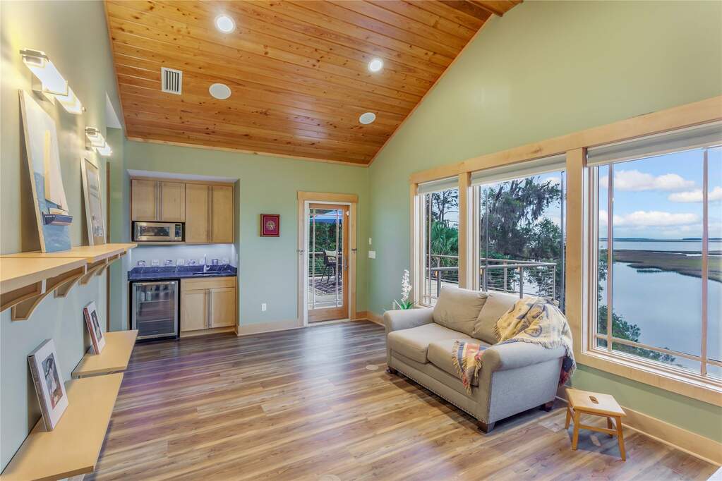4 Bedroom Single Family Home/House's Image 29