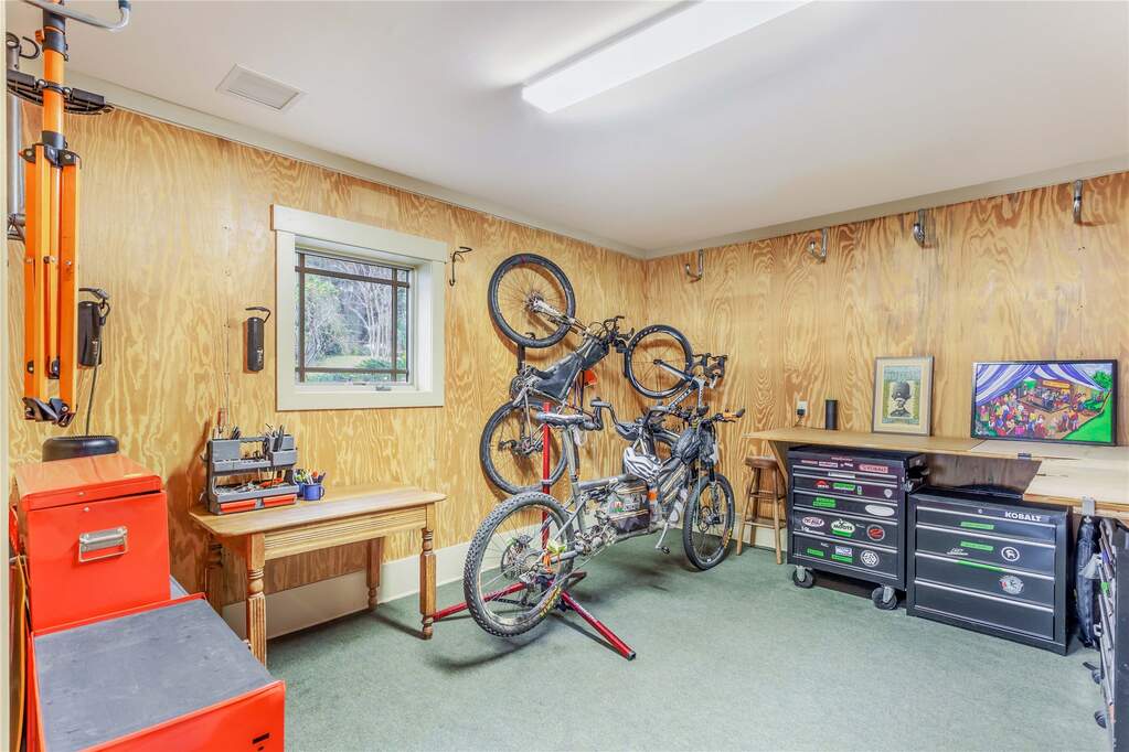 4 Bedroom Single Family Home/House's Image 51