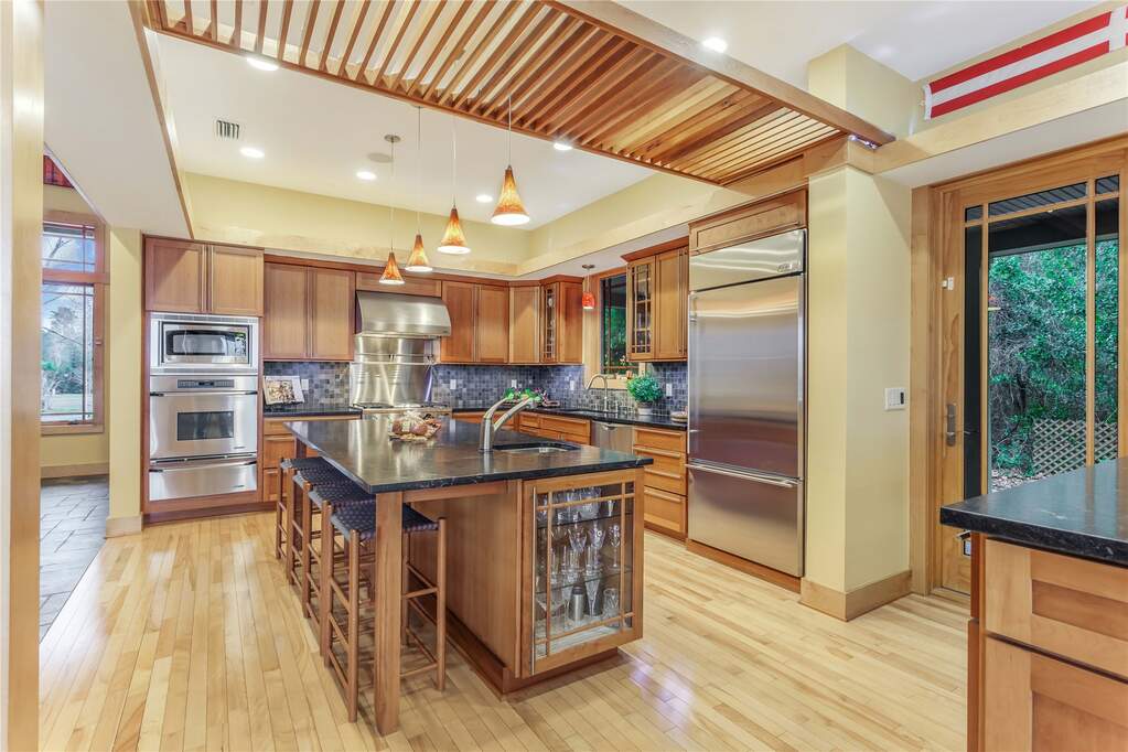 4 Bedroom Single Family Home/House's Image 77