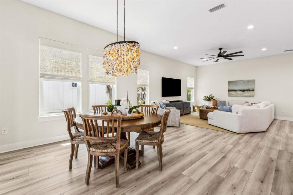 3 Bedroom Single Family Home/House's Image 21