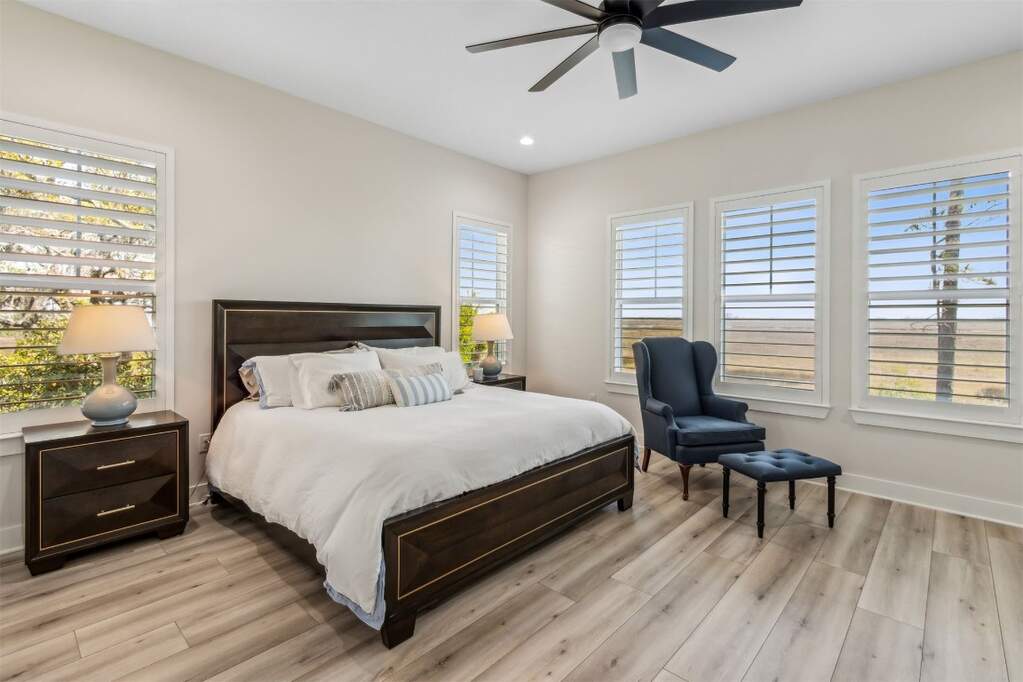 3 Bedroom Single Family Home/House's Image 32