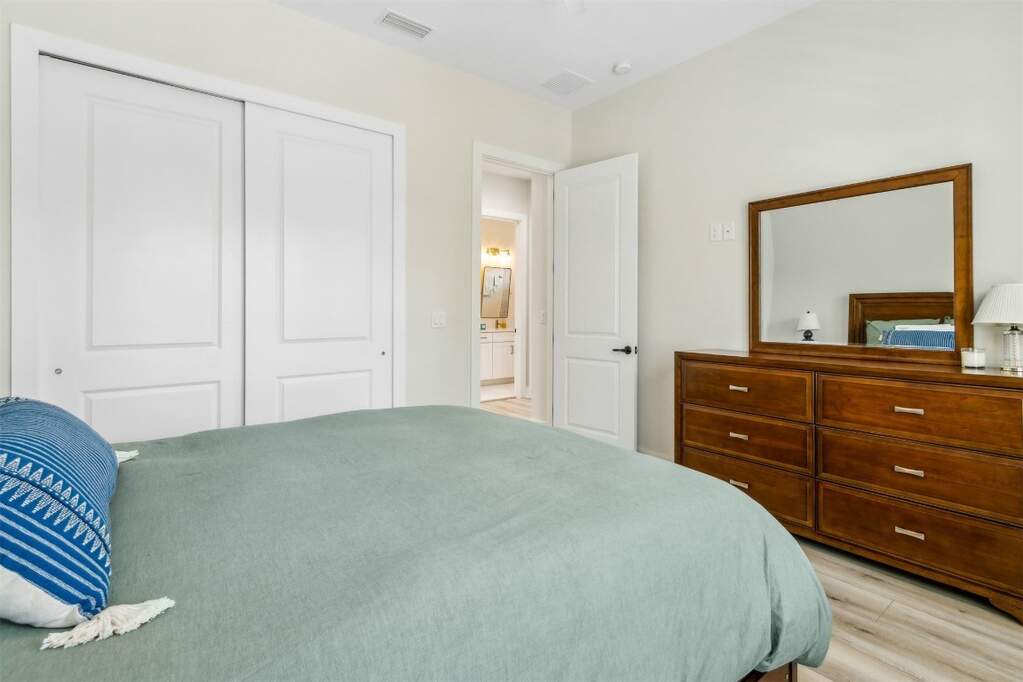 3 Bedroom Single Family Home/House's Image 43