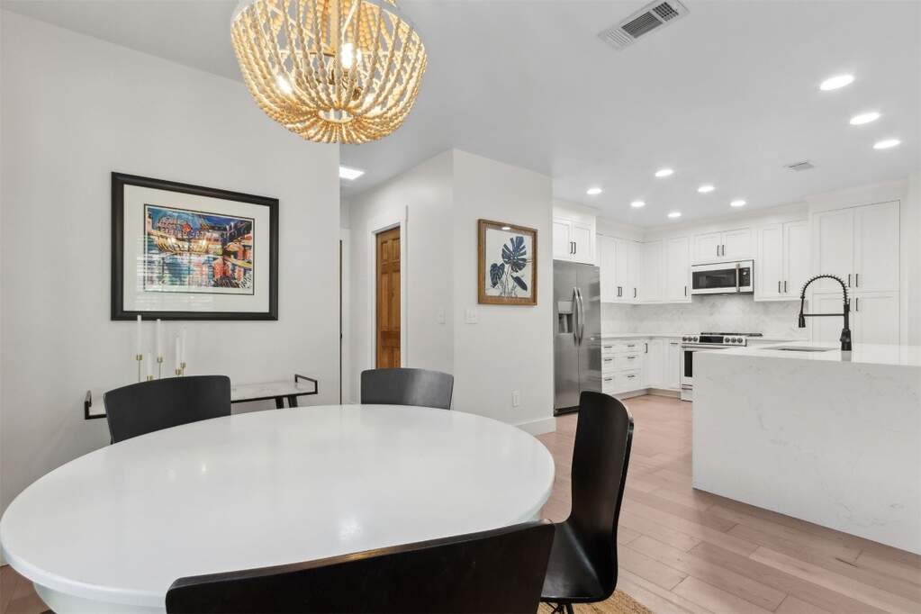 3 Bedroom Single Family Home/House's Image 16