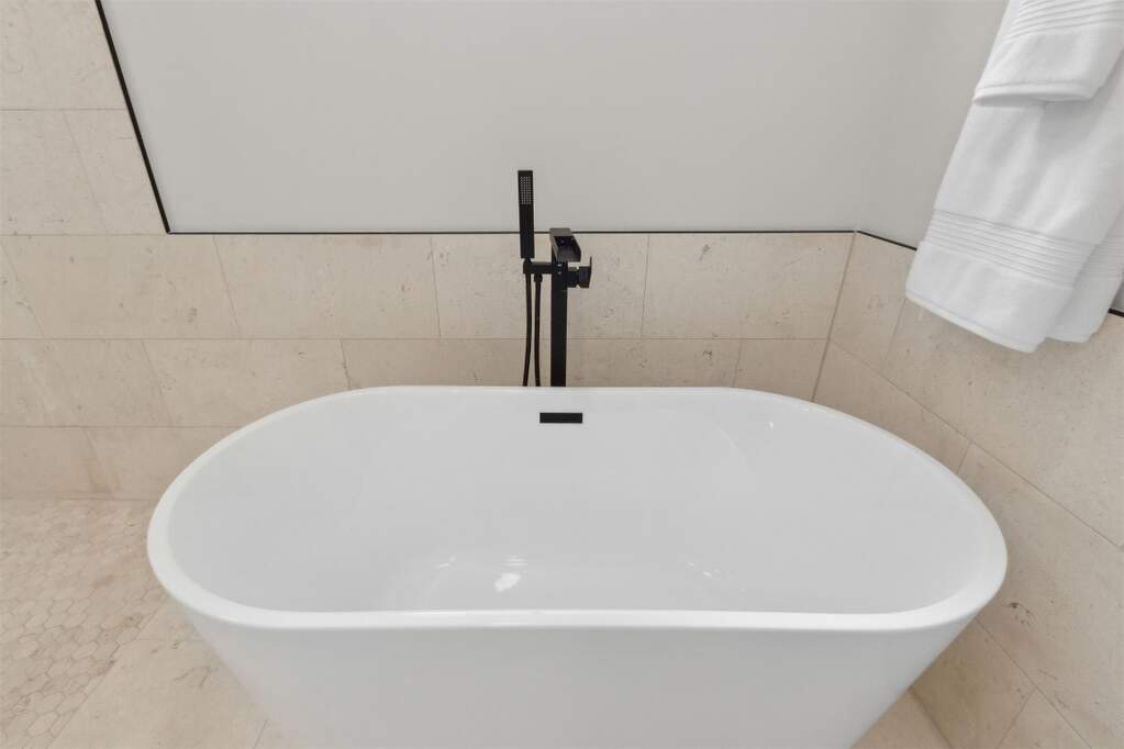 3 Bedroom Single Family Home/House's Image 27