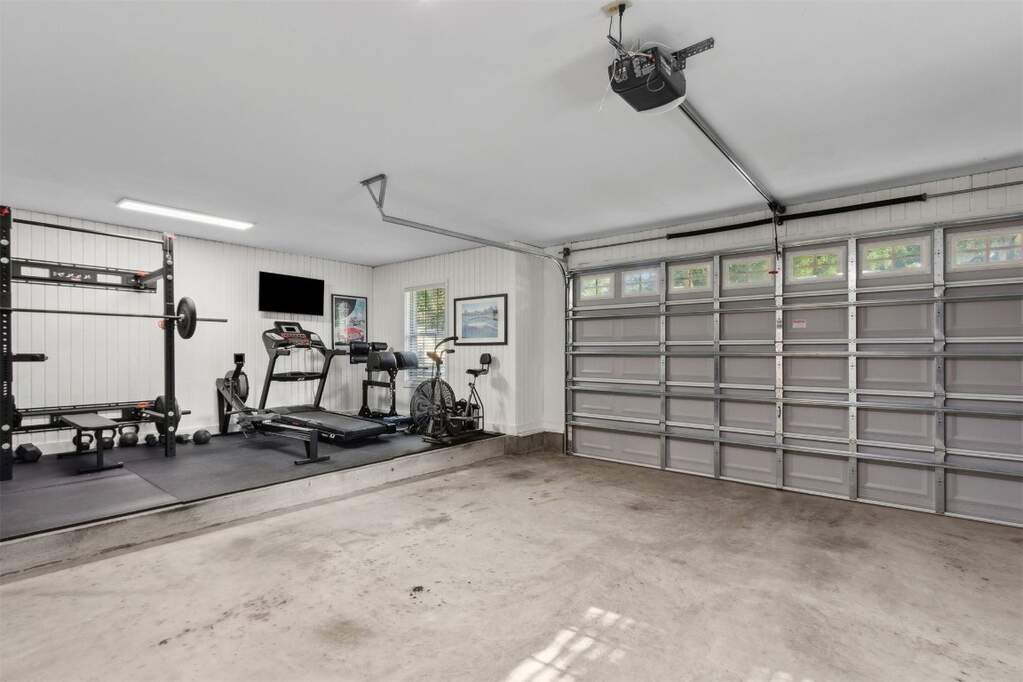 3 Bedroom Single Family Home/House's Image 36
