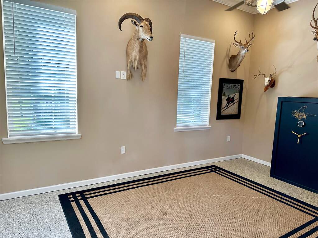 3 Bedroom Single Family Home/House's Image 25