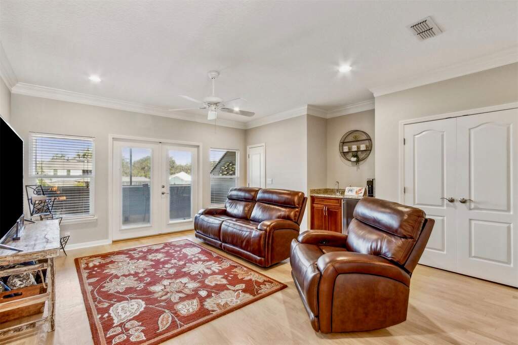 3 Bedroom Single Family Home/House's Image 31